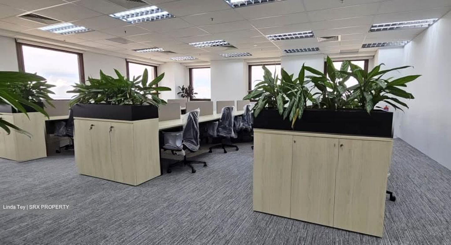 Lippo Centre (D2), Office #575772941